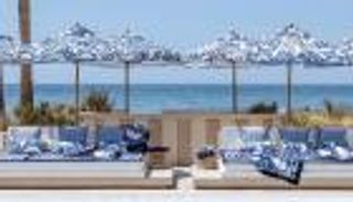 جنون الرفاهية على رمال المتوسط.. منتجعات للمليونيرات فقط