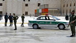 عناصر من الشرطة في إيران