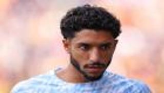 تسديدات بلا هدف.. بداية مخيبة لعمر مرموش مع مانشستر سيتي (فيديو)