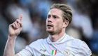 في ليلته التاريخية.. دي بروين يسجل في ظهوره الأول مع نابولي (فيديو)