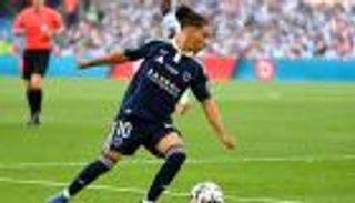 «أعرف الحقيقة».. إيلان قبال يبعث رسالة غير مباشرة لبيتكوفيتش