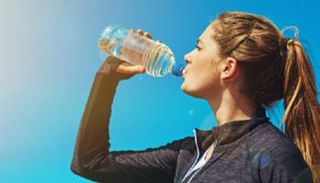  نقص الماء في جسمك يهددك بمرض مقلق