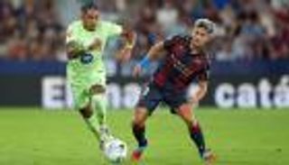 جدول ترتيب الدوري الإسباني.. برشلونة وريال مدريد يطاردان صدارة فياريال