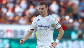 كوموزو مدافع فيورنتينا