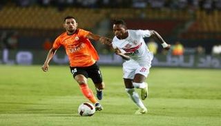 جانب من مباراة الزمالك وفاركو