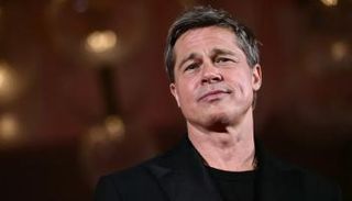 النجم براد بيت