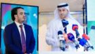 يد الإمارات البيضاء تضيء شبوة اليمنية.. 53 ميغاواط من الطاقة النظيفة