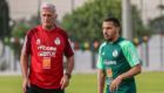 ظلم أم قرار فني؟.. بيتكوفيتش يحسم مصير بن ناصر مع منتخب الجزائر