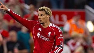 هوغو إيكيتيكي مهاجم ليفربول