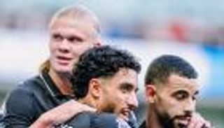 هالاند والمئوية الأولى.. حصاد خيالي لهداف الدوري الإنجليزي