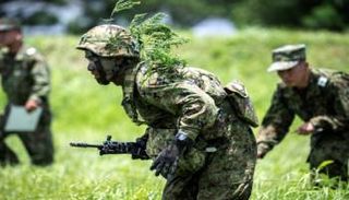 جنود يابانيون