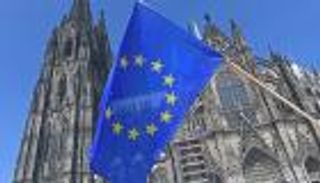 السيادة الرقمية تصطدم برسوم ترامب.. هل تستسلم بروكسل؟