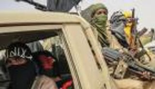 «فارابوغو» المالية.. نموذج لاستراتيجية «القاعدة» الجديدة في أفريقيا