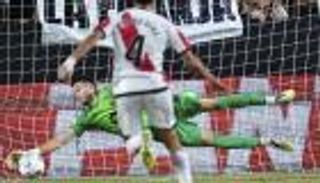 خوان غارسيا.. صفعة فاليكانو تكتب شهادة ميلاد حارس المستقبل لبرشلونة