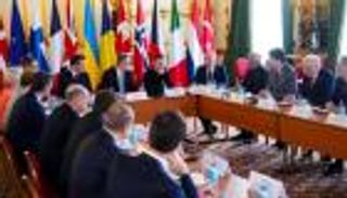 «تحالف الراغبين» في فرنسا.. الضمانات والحرب المفتوحة على الطاولة