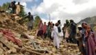 زلزال أفغانستان يحصد أكثر من 750 بين قتيل وجريح