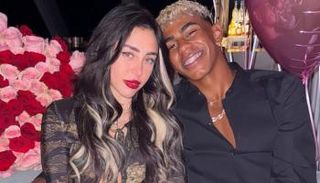 لامين يامال ونيكي نيكول