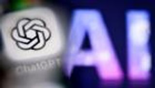 الوجه المظلم للذكاء الاصطناعي.. روبوتات دردشة تتحول إلى مصانع للفيروسات