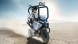 BMW تكشف عن دراجة كهربائية جديدة لا تحتاج إلى خوذة (صور)