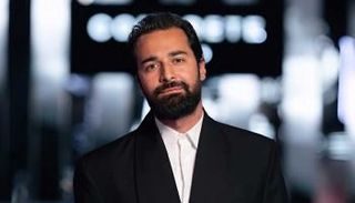 الفنان المصري أحمد حاتم