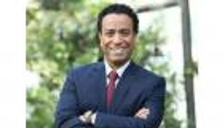 زوجة سامح حسين تطمئن الجمهور: يتجاوز أزمته الصحية ويستعيد عافيته