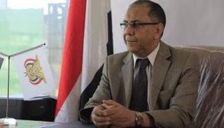 وزير التجارة والصناعة اليمني محمد الأشول