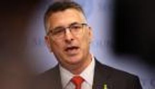 إسرائيل ترفض زيارة ماكرون.. وشرط وحيد للتراجع