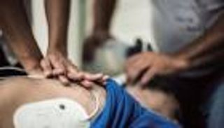 «أوتاكا» يتعرض لأزمة صحية.. ورسالة مؤثرة من مقربة له