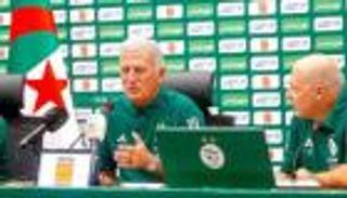 بعد ثلاثية بوتسوانا.. بيتكوفيتش يعدد مميزات منتخب الجزائر