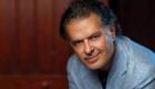 راغب علامة يتوعد «المتطاولين» بإجراءات قانونية