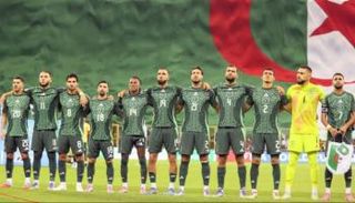 تشكيلة منتخب الجزائر