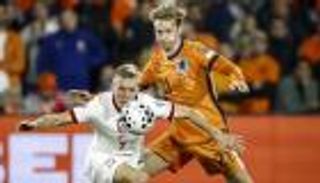 من دي يونغ إلى يامال.. عطلة سبتمبر الدولية تؤلم برشلونة