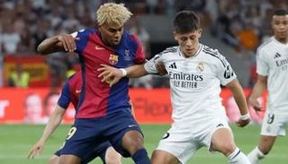 لامين يامال نجم برشلونة