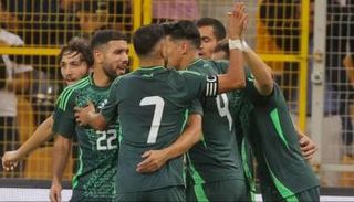 لاعبو منتخب الجزائر