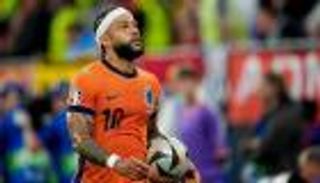 هداف هولندا التاريخي.. ممفيس ديباي ملك الطواحين الجديد