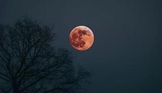 دعاء خسوف القمر 2025