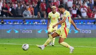 إسبانيا وتركيا