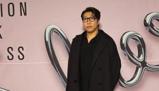 اليوتيوبر الكوري نا دونغ هيون 