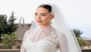 بإطلالة ملكية لافتة.. زفاف داليدا خليل ونيكولا زعتر في لبنان (صور)