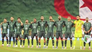 لاعبو منتخب الجزائر