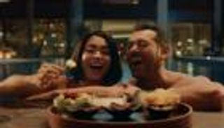 إطلالة جريئة لأسماء جلال ورومانسية عمرو يوسف تخطف الأنظار في «السلم والثعبان 2»