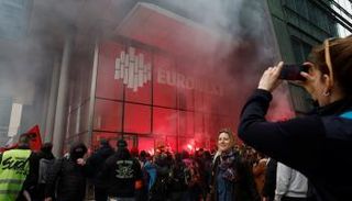 الأزمة السياسية في فرنسا