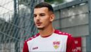 «هذا ما سيُحدّد مصيره».. بوعناني يتلقى إشارة قوية من مدرب شتوتغارت