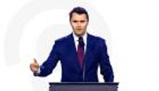 كيرك يضرب من قبره.. عواقب محتملة لعدم نعي الناشط الأمريكي بـ«احترام»