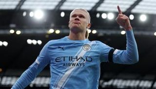 هالاند هداف الدوري الإنجليزي