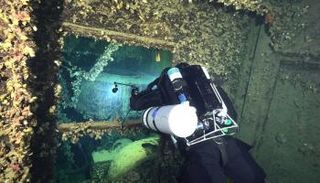 تفاصيل انتشال قطع أثرية من سفينة بريتانيك