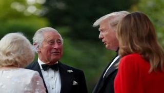 ترامب والملك تشارلز مع قرينتيهما