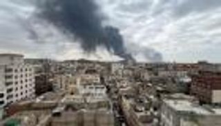 إسرائيل تهاجم ميناء الحديدة.. موجة ضربات جديدة ضد الحوثي