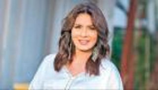 لجأت لعمليات التجميل.. نجلاء بدر تكشف كيف غيَّر الفيلر ملامحها (فيديو)