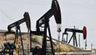 «الطاقة الدولية» تحذر من تسارع معدلات تراجع إنتاج النفط والغاز عالميا